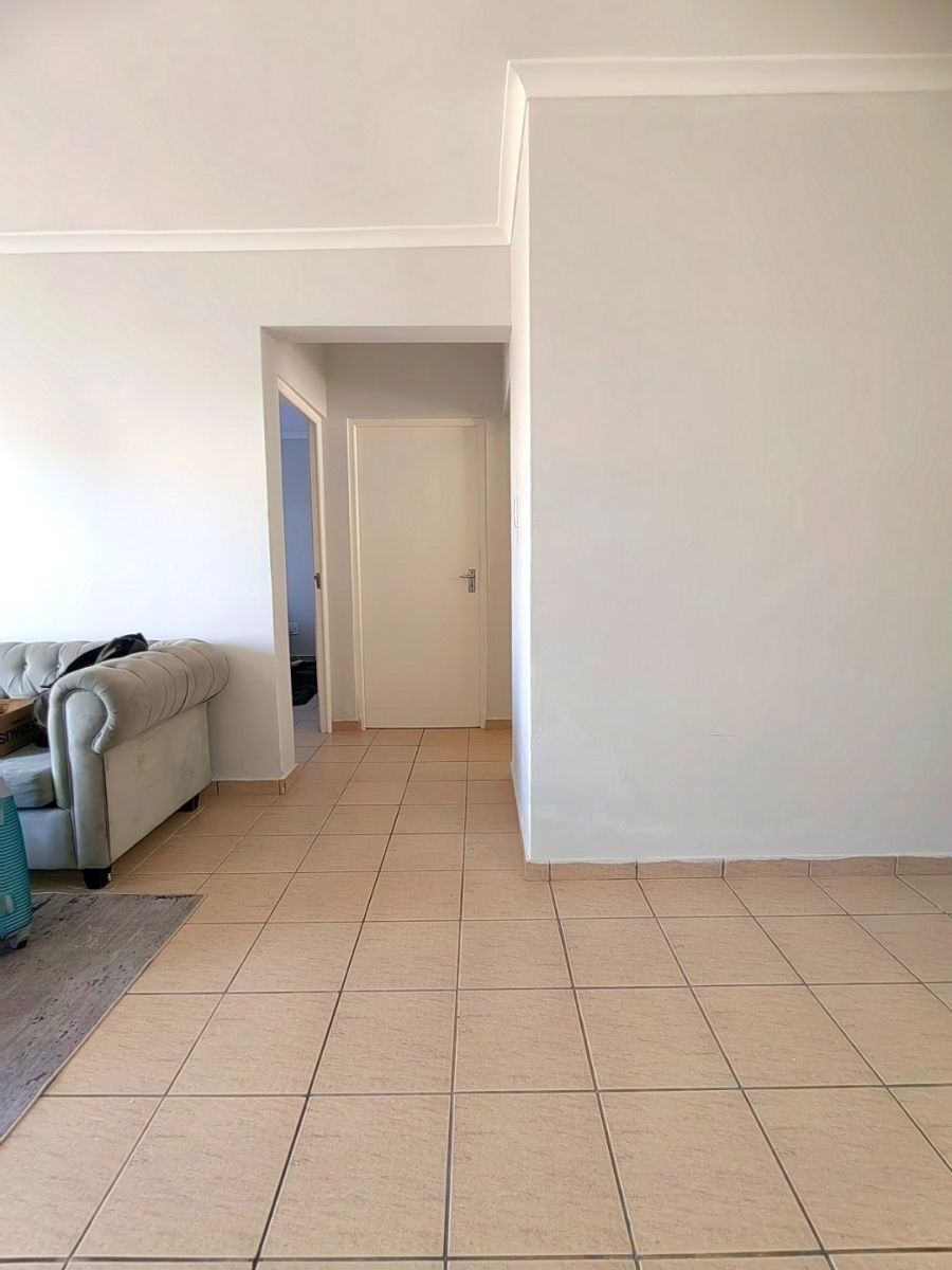 2 Bedroom Property for Sale in Parklands Western Cape